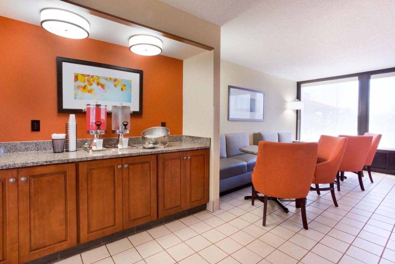 Pear Tree Inn Terre Haute ภายนอก รูปภาพ