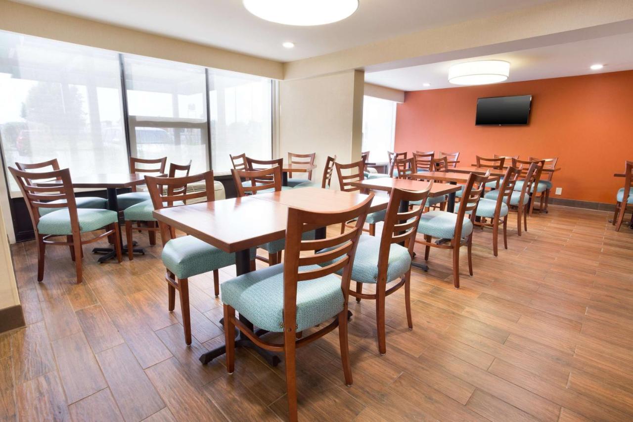 Pear Tree Inn Terre Haute ภายนอก รูปภาพ